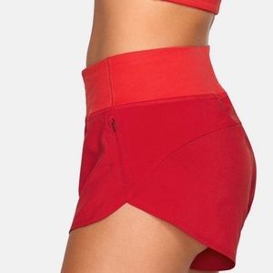 Outdoor voices Hudson shorts in Red. Size XS.
